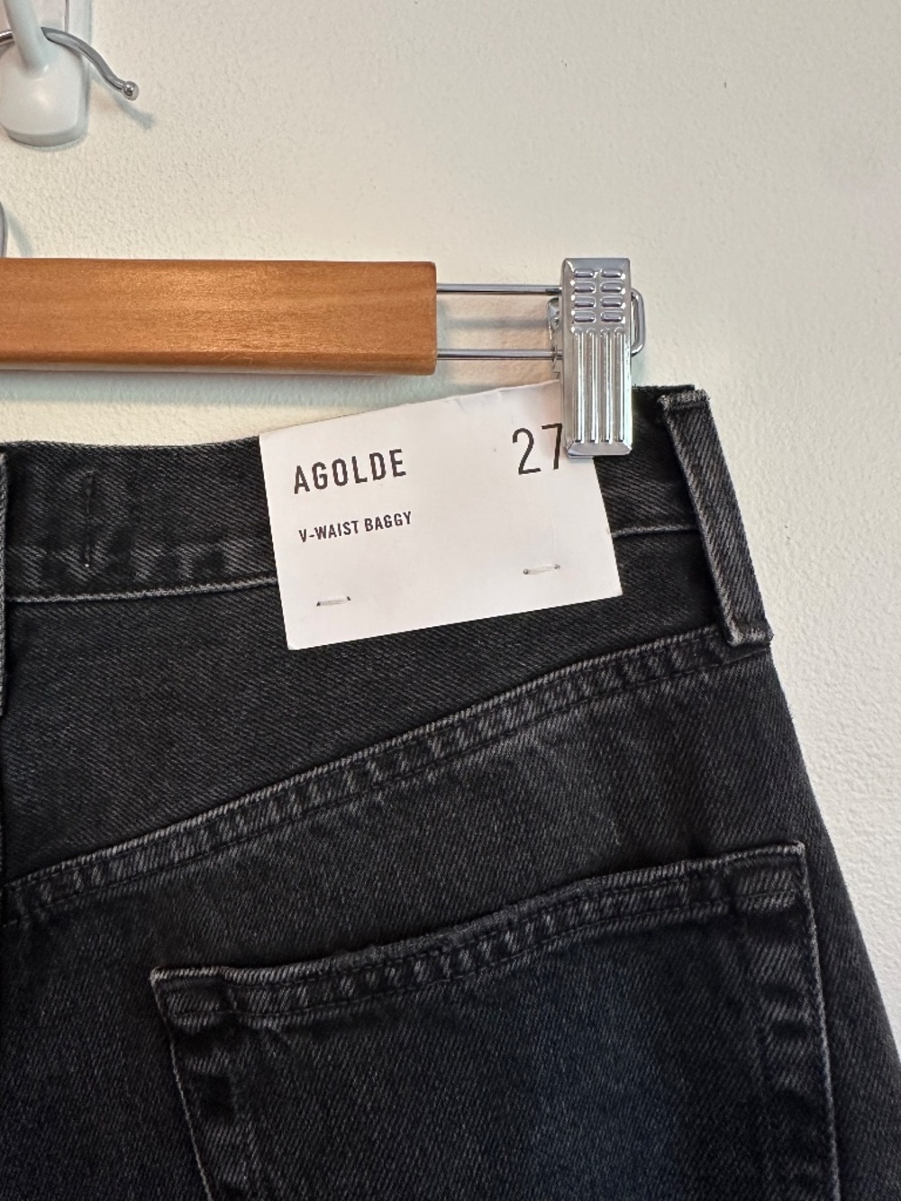NWT Agolde V Waist Baggy Black Denim Jeans | Size 27 - Picture 10 of 15